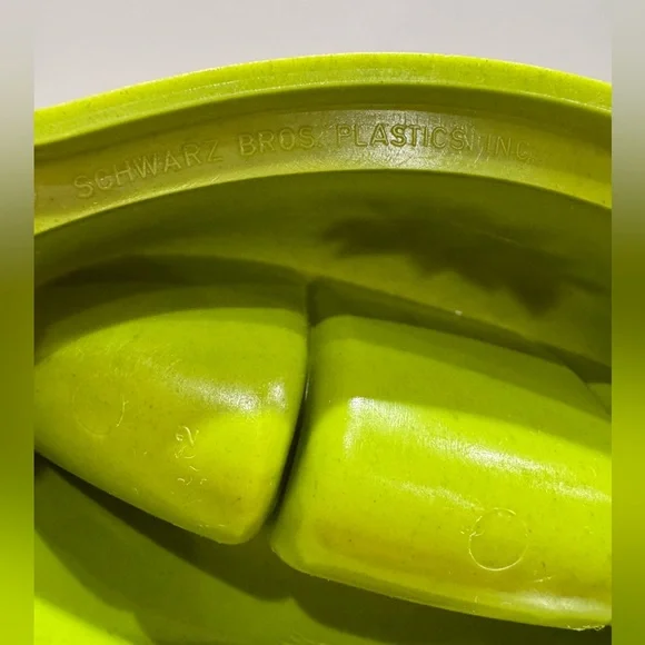 Vintage Schwartz Bros plastic Green soap dish with White Floral Design MCM - Picture 6 of 11